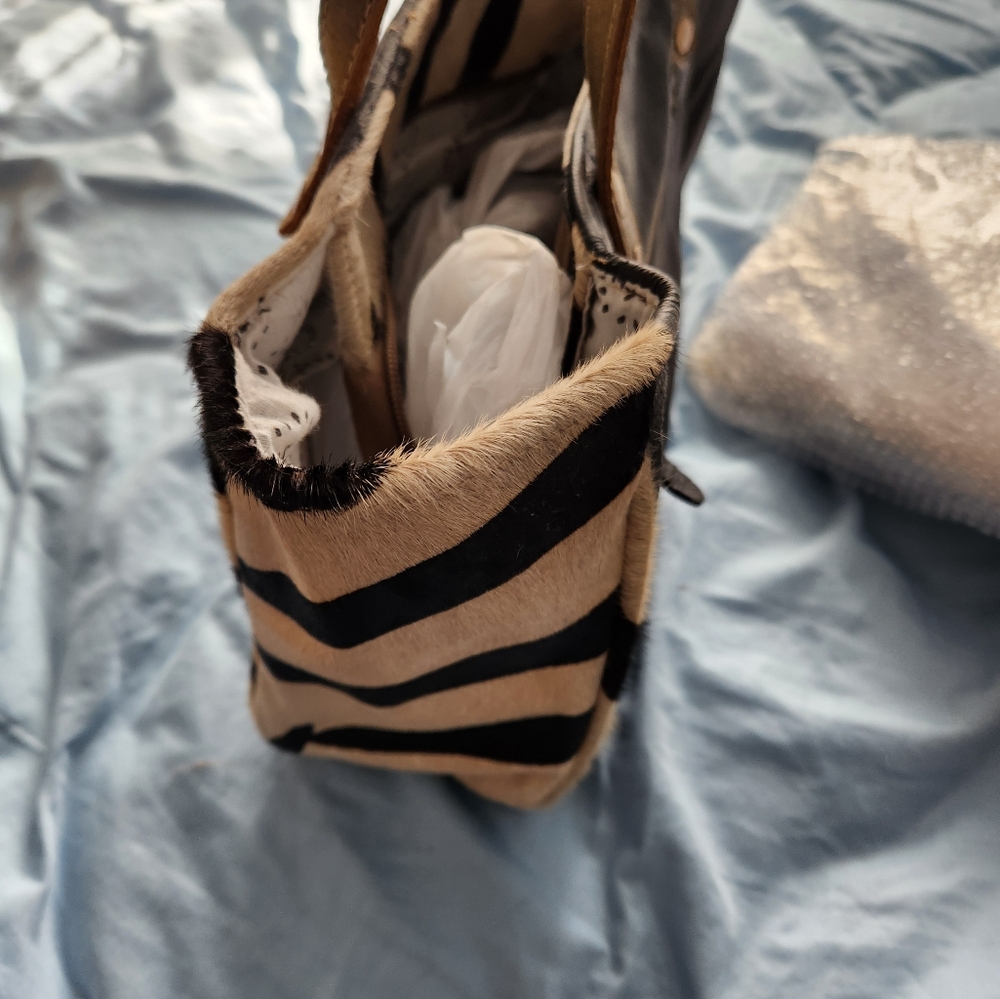 Zebra Print Purse NWT Myra Bag - Picture 5 of 7